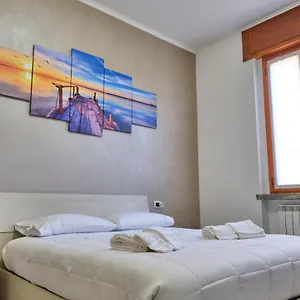  Appartamento milano - Como Elegante Casa Con Ampio Terrazzo