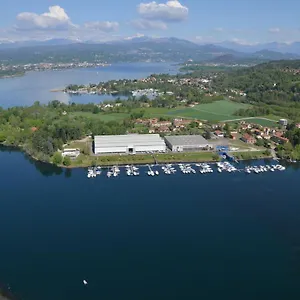  Botel Houseboat Noemi Yacht Club Marina Di Verbella